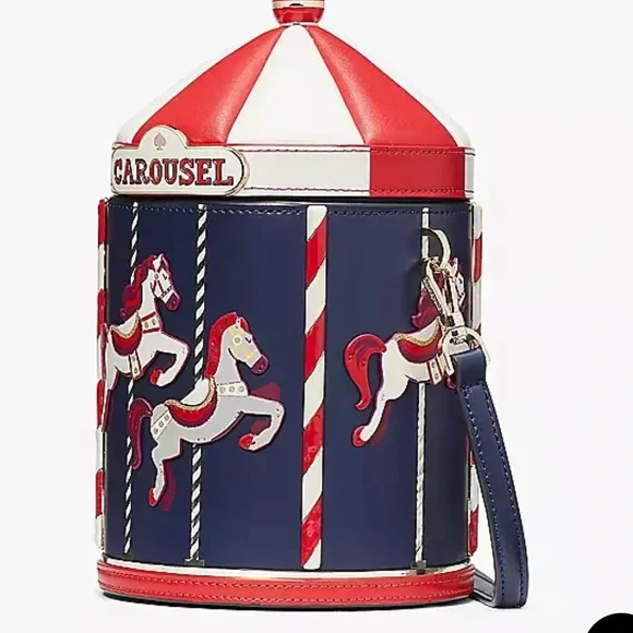 NWT Kate Spade Winter Wonders Carousel 3D Crossbody Bag Novelty Collector Item